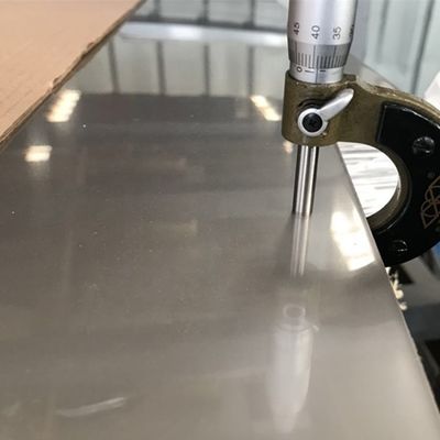 Lembaran Baja Tahan Karat ASTM A240 Grade 304L/304H/409 904L/316L/316ti Finishing Permukaan 2B Layanan Pembengkokan / Pemotongan / Pengelasan