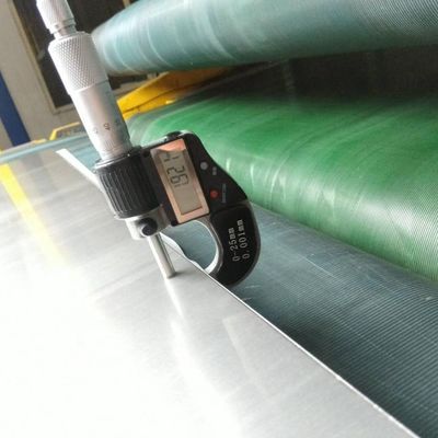 HRB 90 Hardness Stainless Steel Bar dengan kandungan nikel 8-12% dan diameter 1,0~530mm untuk lingkungan yang keras