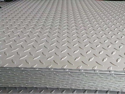 Pola Plat Stainless Steel SUS304L Non Slip Untuk Tangga Langkah 200mm